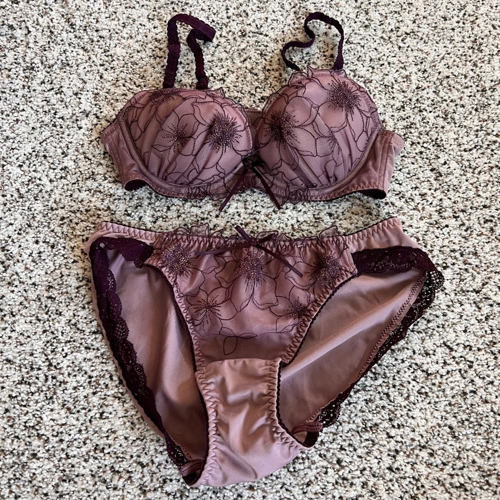 Japanese Bra and Underwear Set
